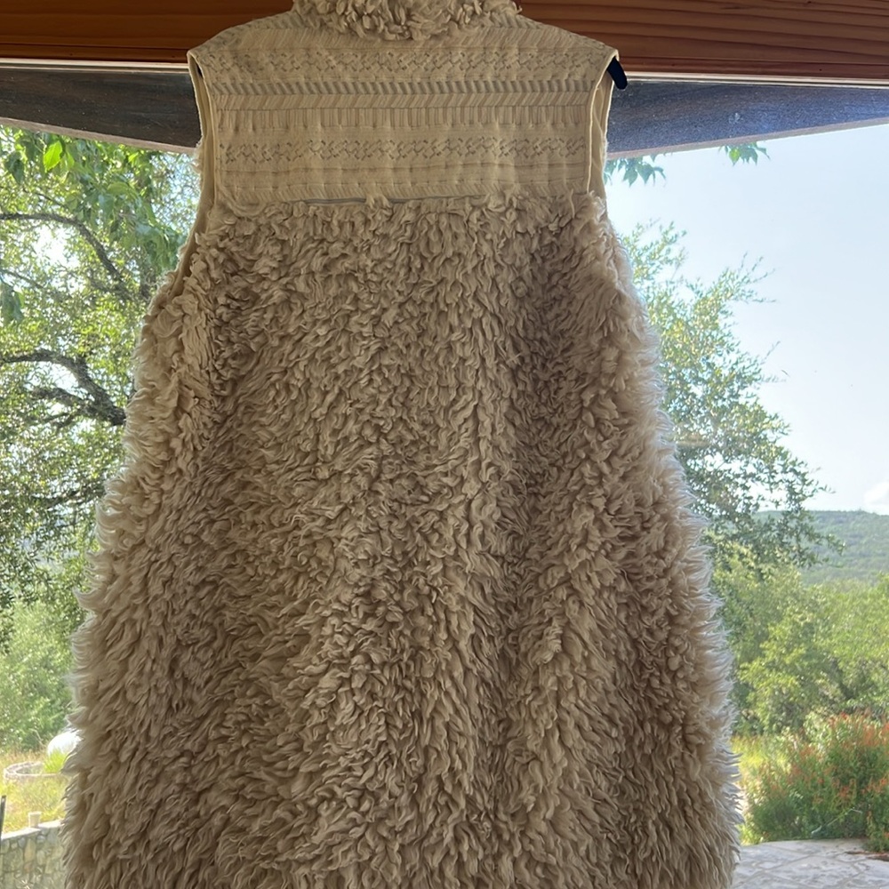 Anthropologie Fur Vest - Picture 5 of 12